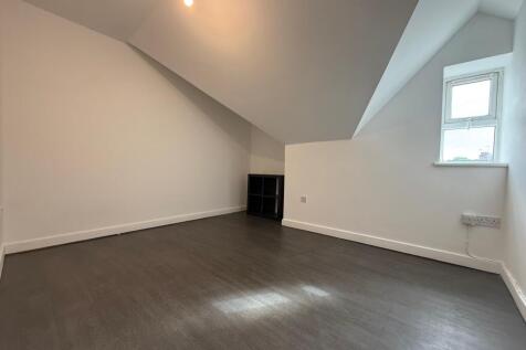 Call 02920 668585 to secure your viewing _9