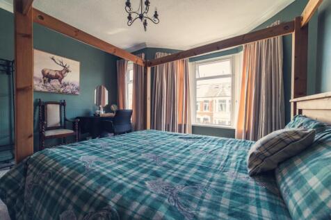 Call 02920 668585 to secure your viewing _11