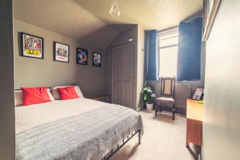 Call 02920 668585 to secure your viewing _17