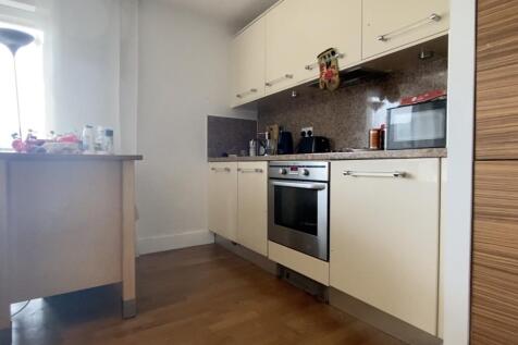 Call 02920 668585 to secure your viewing _3
