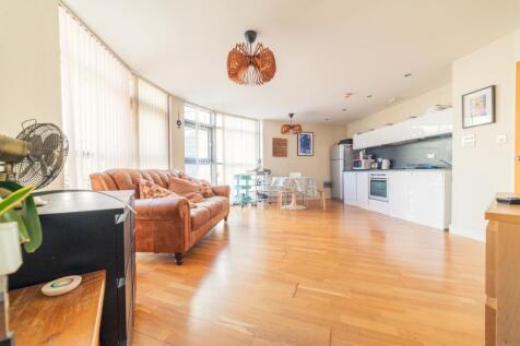 Call 02920 668585 to secure your viewing_7