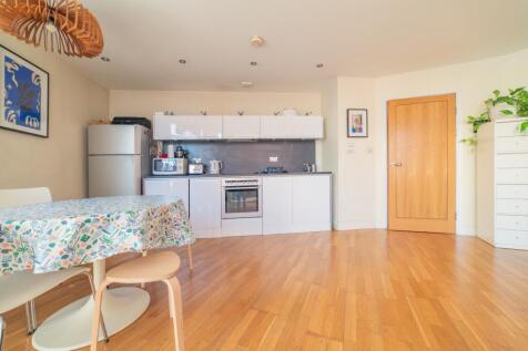 Call 02920 668585 to secure your viewing_1