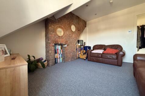 Call 02920 668585 to secure your viewing _6