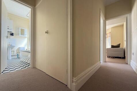 Call 02920 668585 to secure your viewing _7