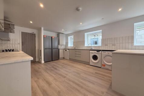 another student property from Award-winning CPS HO