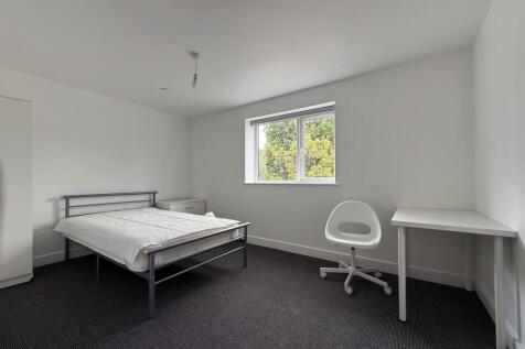 another student property from Award-winning CPS HO