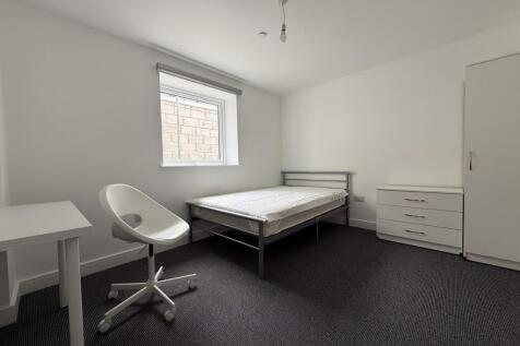 another student property from Award-winning CPS HO