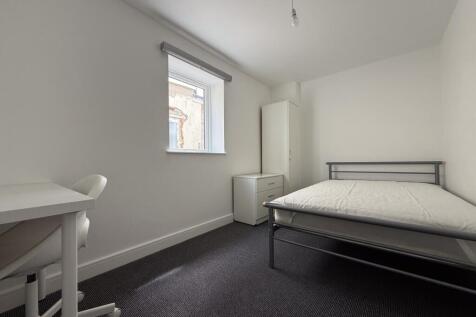 another student property from Award-winning CPS HO
