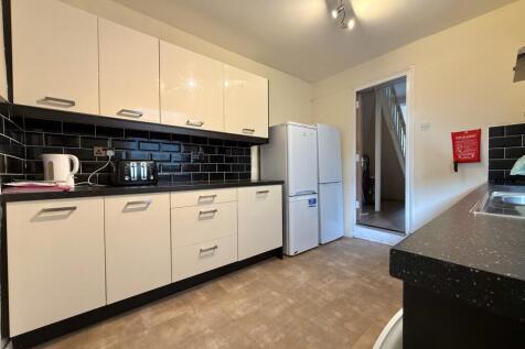 another student property from Award-winning CPS HO