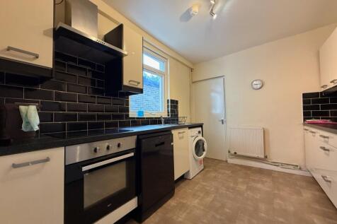 another student property from Award-winning CPS HO