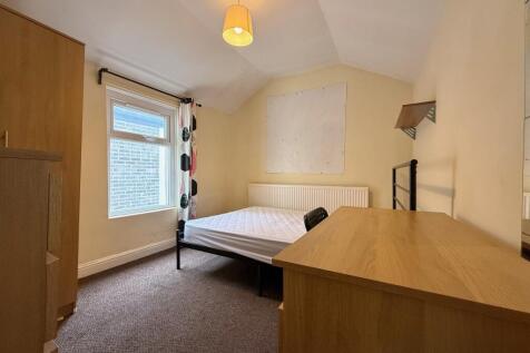 another student property from Award-winning CPS HO