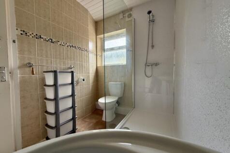 another student property from Award-winning CPS HO
