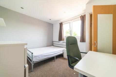 another student property from Award winning CPS HO