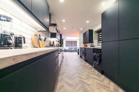 another student property from Award winning CPS HO
