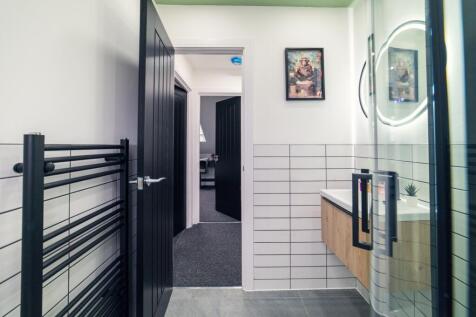 another student property from Award winning CPS HO