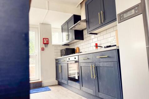another student property from Award winning CPS HO