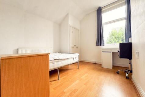 another student property from Award winning CPS HO