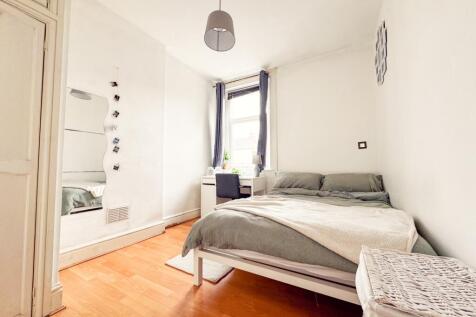 another student property from Award winning CPS HO