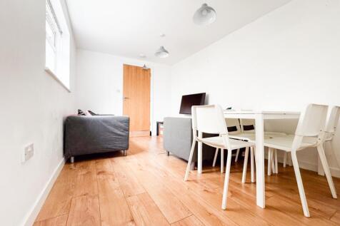 another student property from Award winning CPS HO