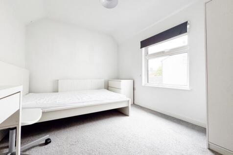 another student property from Award winning CPS HO