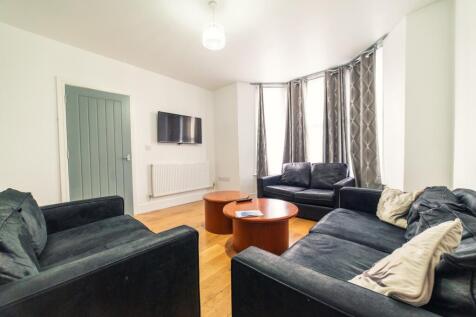 another student property from Award winning CPS HO