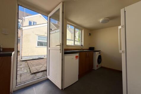 another student property from Award winning CPS HO