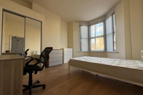 another student property from Award winning CPS HO