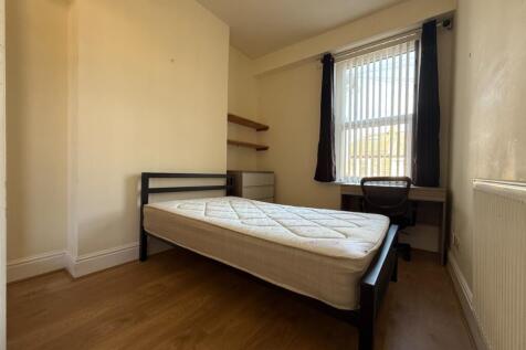 another student property from Award winning CPS HO