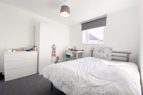 Lrg_another student property from Award winning CP