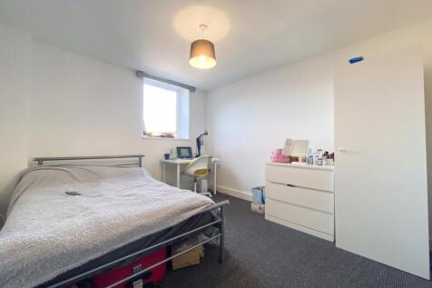 Lrg_another student property from Award winning CP