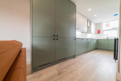 another student property from Award-winning CPS HO
