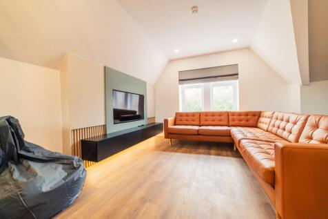 another student property from Award winning CPS HO