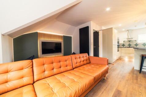 another student property from Award winning CPS HO