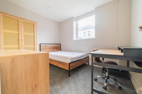 another student property from Award-winning CPS HO