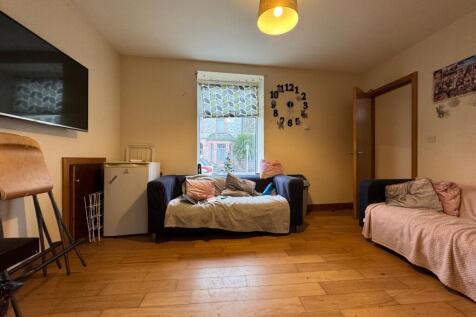 Inspection 28A Llandough Street Cardiff (3)