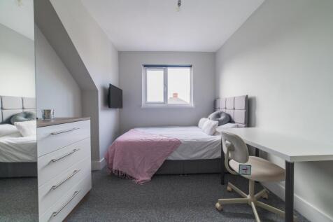 another student property from Award winning CPS HO