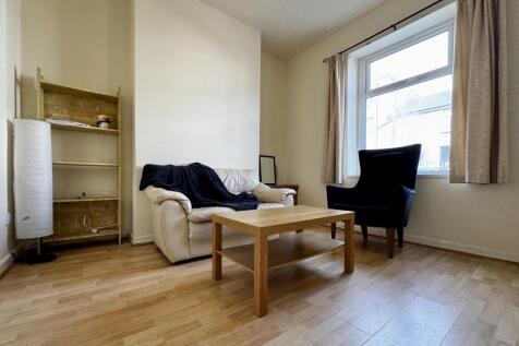 another student property from Award winning CPS HO
