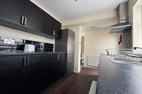 another student property from Award-winning CPS HO