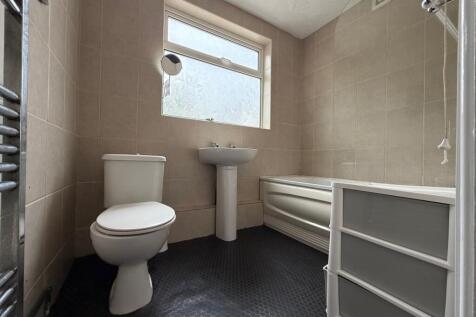 another student property from Award-winning CPS HO