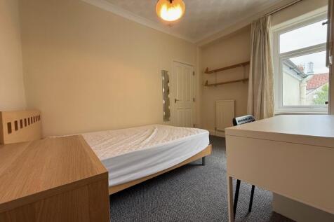 another student property from Award-winning CPS HO