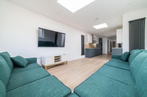 another student property from Award winning CPS HO