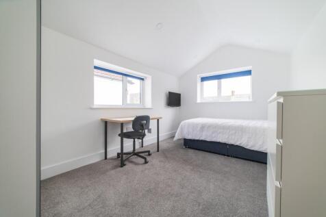 another student property from Award winning CPS HO
