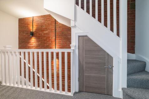 another student property from Award winning CPS HO