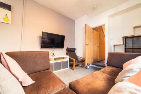 another student property from Award winning CPS HO
