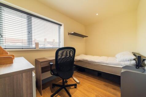 another student property from Award winning CPS HO