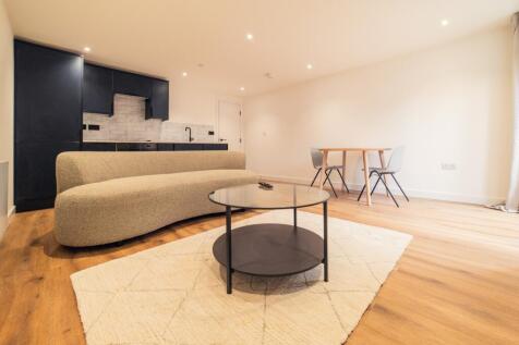 another student property from Award-winning CPS HO