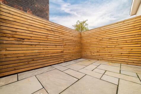 another student property from Award-winning CPS HO