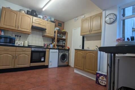 fb6e46ad-3509-49e6-a601-774afefcd3bd-copied-media2