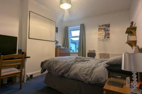 0ee468f5-0bc9-4feb-8c9f-575108eef2e7-copied-media2