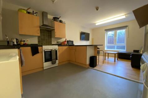 Lrg_6b-Gwennyth-House-Flat-7-Oct-21-(4)